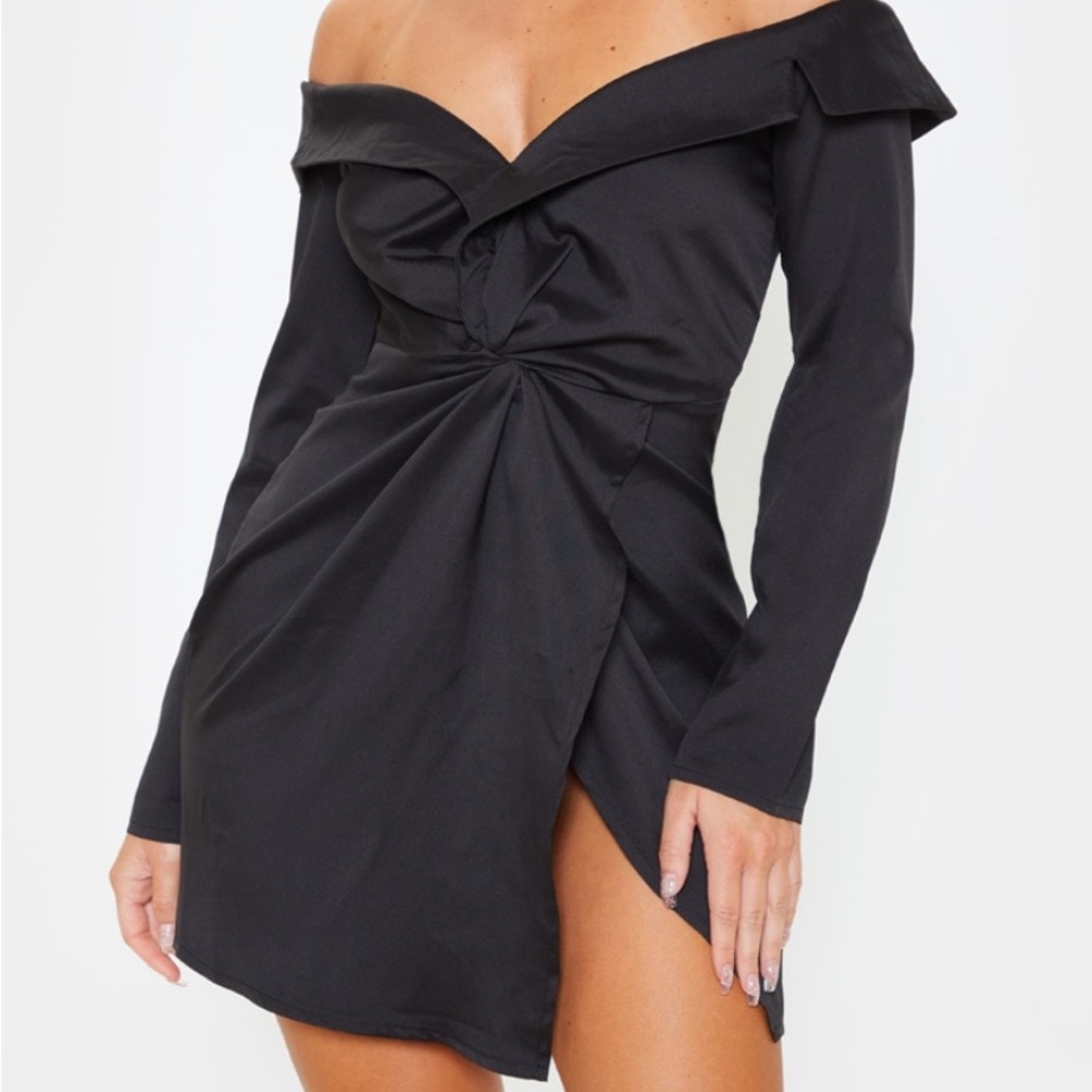 Pretty Little Thing- Mini Black Dress